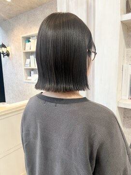キャアリー(Caary) 福山美容室Caary髪質改善ストレート切りっぱなしボブ艶髪20代