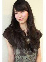 ソルト(Salt)&nbsp;暗めヘアカラーふんわりカールパーマスタイル［福岡/天神/大名］