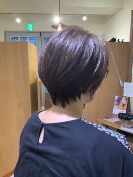 ユーネリー(U-NERY) ショートボブ