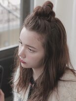 ドゥーア 代官山(Door)&nbsp;ウェービーセミディでお団子ヘア1◎20代30代40代50代