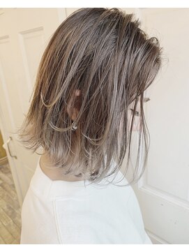 ヘアーワークス ヘルム 渋谷店(HAIR WORKS HELM) 【HELM渋谷】バレイヤージュカラー