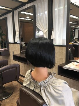 ナトゥーラ 岐阜(Natura) ショートグラボブ