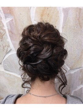 サロン ド ハル salon de HARU 大人可愛いアップスタイル