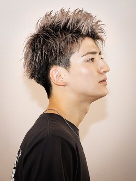 リップス 池袋(LIPPS) 爽やかツーブロック刈り上げビジネスアップバングショート