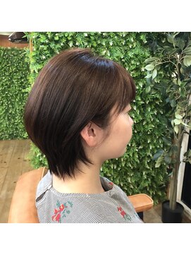 エルムトウキョウ(ELM Tokyo) 長さの残した小顔ショート
