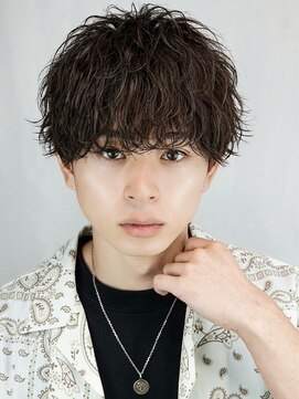 オーシャントーキョー(OCEAN TOKYO) 波巻きパーマツーブロック刈り上げラウンドマッシュ韓国束感