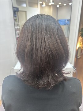 ムーア(MUA) くせ毛くびれスタイル