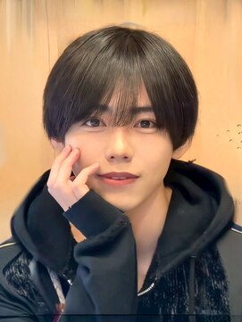 ナチュラル 渋谷(NATURAL) フェザーパーマ/スパイキーショート/サーフカール[メンズ/渋谷]