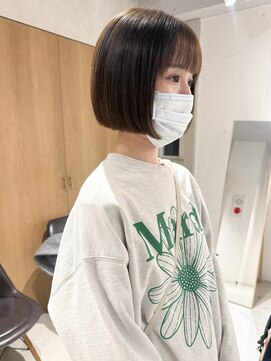 ラミエ バイ メルト 吉祥寺(lamie by melt) 久保田)ブラウンベージュ冬カラー切りっぱなしミニボブ