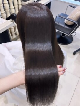 ユーフォリア 銀座本店(Euphoria) 【Ririka】ダークブラウン ブリーチなしカラー