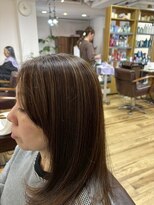ルーチェ(Luce) 顔周り小顔レイヤー/白髪ぼかしハイライト/鶴川/20代30代40代