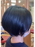 ショートボブ