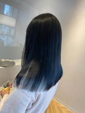 アートヘアーコルソ art hair CORSO ストレートヘア×ブルーブラック