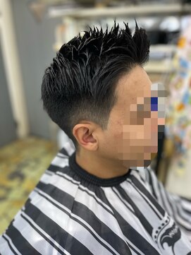 ロイヤル理容 フェードショート