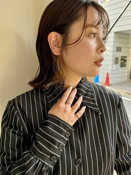 フランチェスカ(Francesca) スキバサミを使わない切りっぱなしボブ