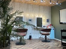 ダイ(DAI)の雰囲気（日差しの入る明るい店内♪【丸亀/坂出/髪質改善/エクステ】）