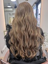 リンク(Link)&nbsp;髪質改善でさらっと、コテ巻きでフワッと。