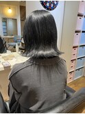 グレーブラック