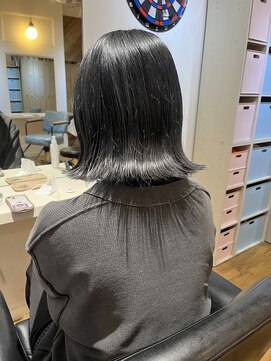 アヴァンス 天王寺店(AVANCE.) グレーブラック