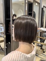 ジーナ 高槻(Zina)&nbsp;あご下1cmボブ