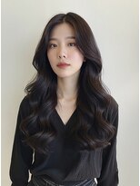 スタートウキョウ 渋谷(STAR TOKYO)&nbsp;ロングヘア◎暗髪アッシュブラック×美髪トリートメント秋カラー