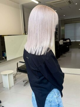 サイ(sai) 前髪/アンブレラカラー/こなれミディ/イメチェン/ウェーブパーマ