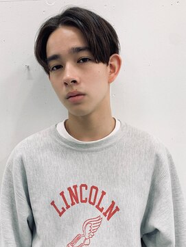 バイフィフス 原宿/表参道(by fifth) ◇センターパート 韓国ヘア ニュアンスパーマ トランクスヘア