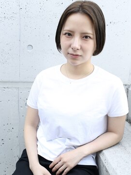 バース(BIRTH) 天神【BIRTH】似合わせカット×センターパート　ミニボブ　2