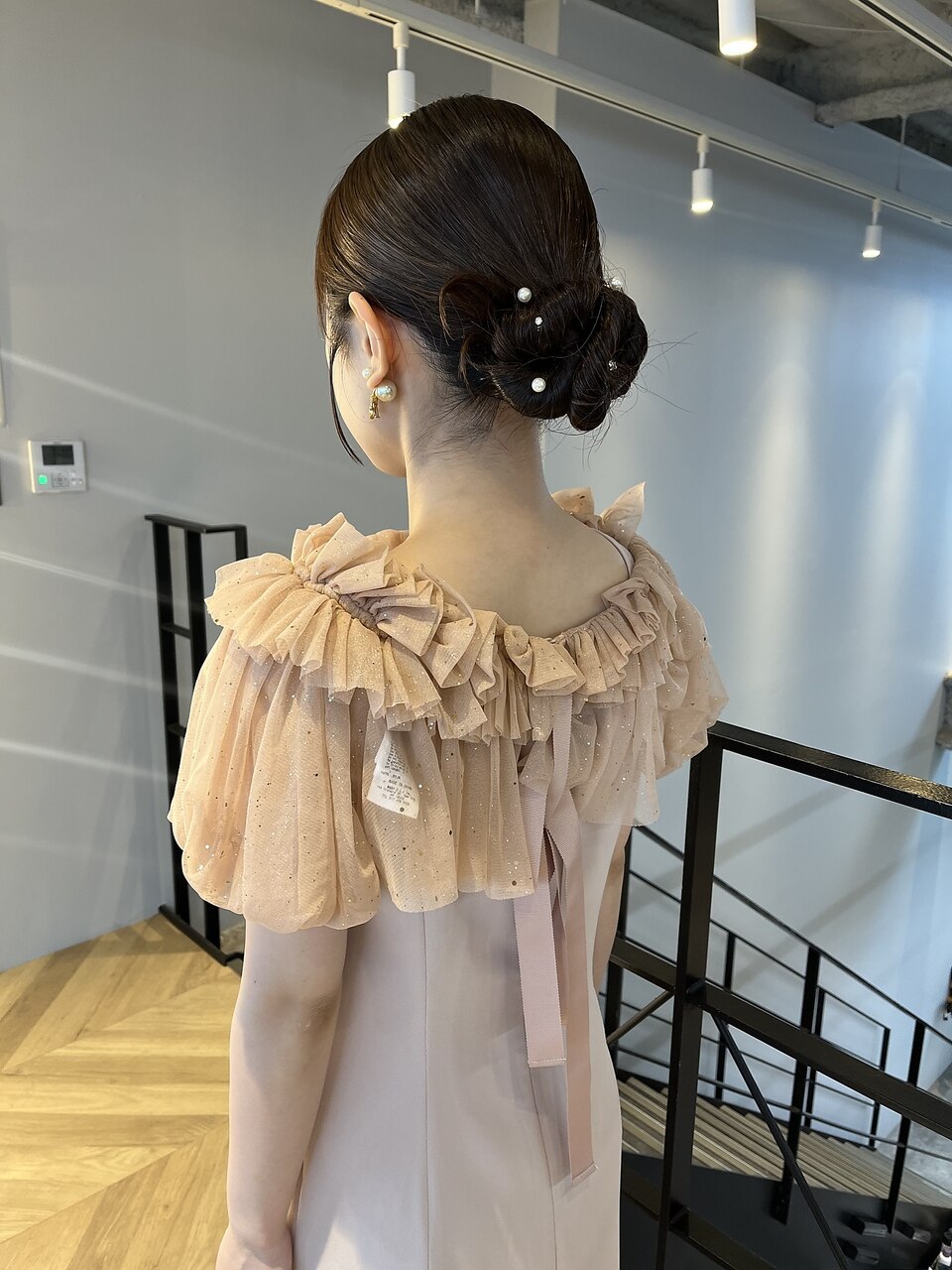 ヘアセットヘアアレンジシニヨンカチモリヘア二次会パーティー