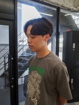 スレイ 西宮(SLAY) 波巻きハイライトアップバングツーブロックマッシュ