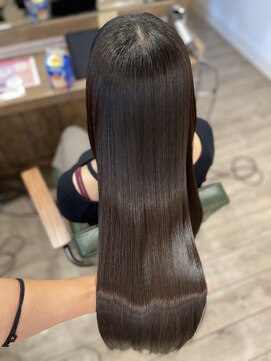 アトリエ シュシュ(atelier chou chou) さらつや絹髪ストレート【髪質改善/縮毛矯正/新宿髪質改善】