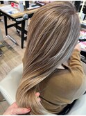 ミルクティーベージュダブルカラーハイライトブリーチ30代40代