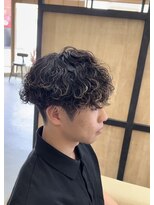 メンズギフト(men's GIFT)&nbsp;刈り上げツーブロック波巻きスパイラルパーマメンズマッシュ