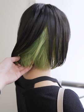 ヤイエ 青山店(yiye) インナーカラーボブ前髪くびれショートボブ前下がりショート