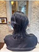 ウルフカット×ネイビーブルー