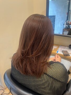 アルター(aL ter) レイヤーカット［グレージュ/チェリーブラウン］長野歌穂