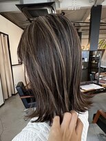 リム(Rim)&nbsp;白髪ぼかしハイライトカラー