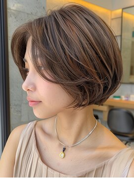 エレノア 藤沢(Eleanor) 【ツヤ感ブラウン×ショートボブ】大人女性のための好印象ヘア
