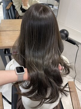 シェノン バイ アランスミシー 表参道(CHAINON by Alan smithee) オリーブブラウン　オリーブベージュ　オリーブカラー赤み無し