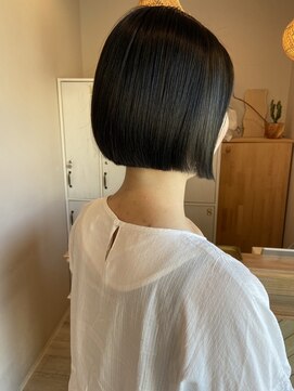 キキ(kiki) 前下がりボブ*