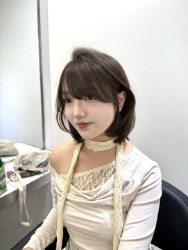 ヴィオットバイサロン(Viot by Salon) 20代レイヤーオリーブグレージュ暗めカラーデザインカラー