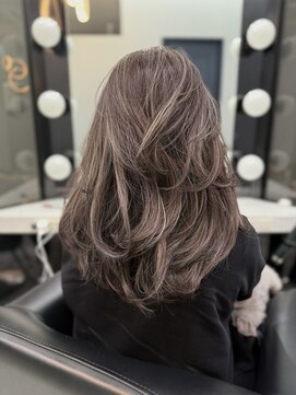 ブロンド(Blonde) ハイライト バタフライレイヤー