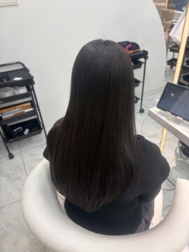 ロンドルピナス 小倉(Lond Lupinus) 縮毛矯正/ワンホンレイヤー/ミルクティーブランド/ダークブルー
