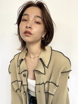 ステイシー(stay she) 春の軽やかベージュカラー