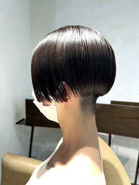 レガーレ(Legare) 大人綺麗なマッシュショートスタイル