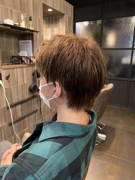 アクアヴィタエ(Aqua vitae) ナチュラルツーブロスタイル