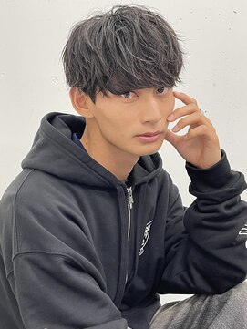 アーリー(Ali'i) ソフトツイストパーマ束感マッシュ2ブロック刈り上げ