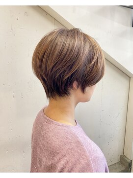 ハルキ ミナト ジャパン オオサカ(HARUKI MINATO japan OSAKA) 40代50代小顔似合わせカットくびレイヤーエモージュ大人可愛い