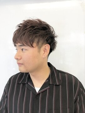 デザイニングヘアードゥ(designing hair Deux) ツーブロックマッシュショート