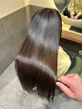 セントラル 三宮店(central) 韓国縮毛矯正ボブルフ艶髪黒髪カタログ小顔に見せるヘアワンレン
